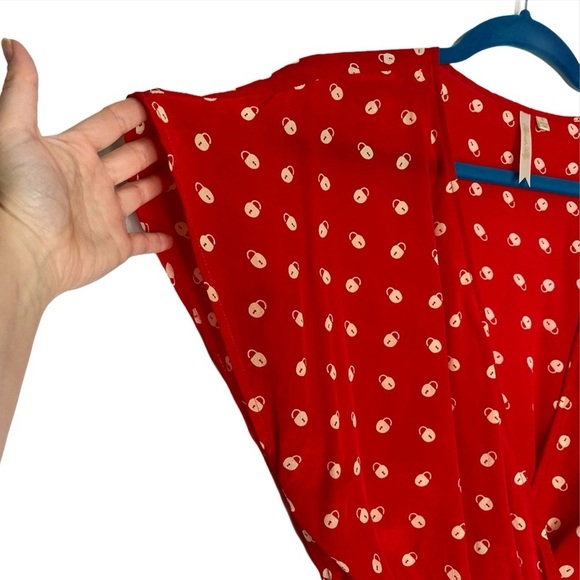 Petticoat Alley 100% Silk Cherry Red Lock Print Blouse - Picture 4 of 14